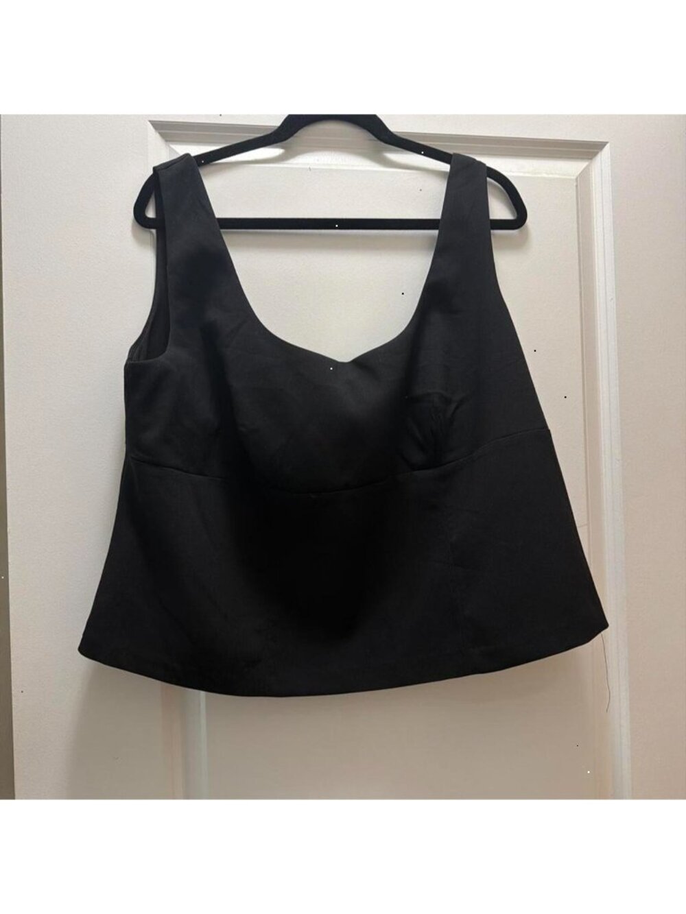 H&M black crop top in XXL #hm #cropped